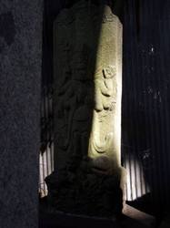 31.八坂神社の庚申塔〜〜’08.08.22写す.jpg
